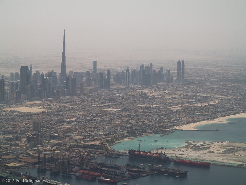 20120406_152939 Canon G1X 2x3.jpg - Dubai from the air